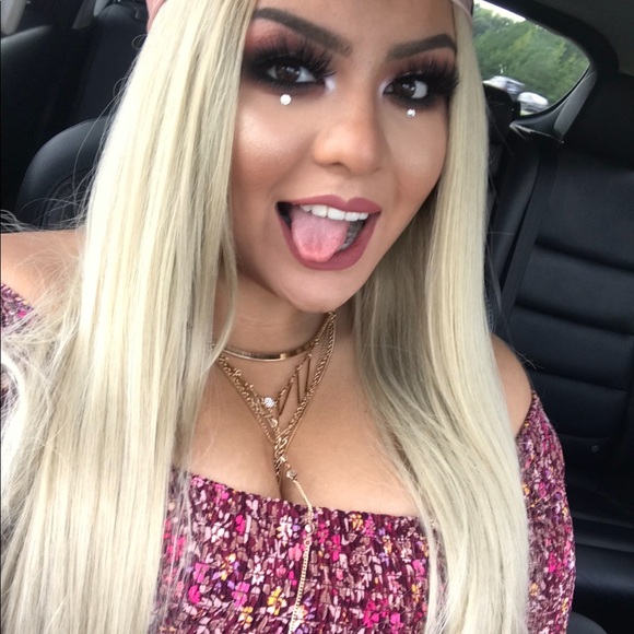 Meet your Posher, Bianca - Picture 4 of 8